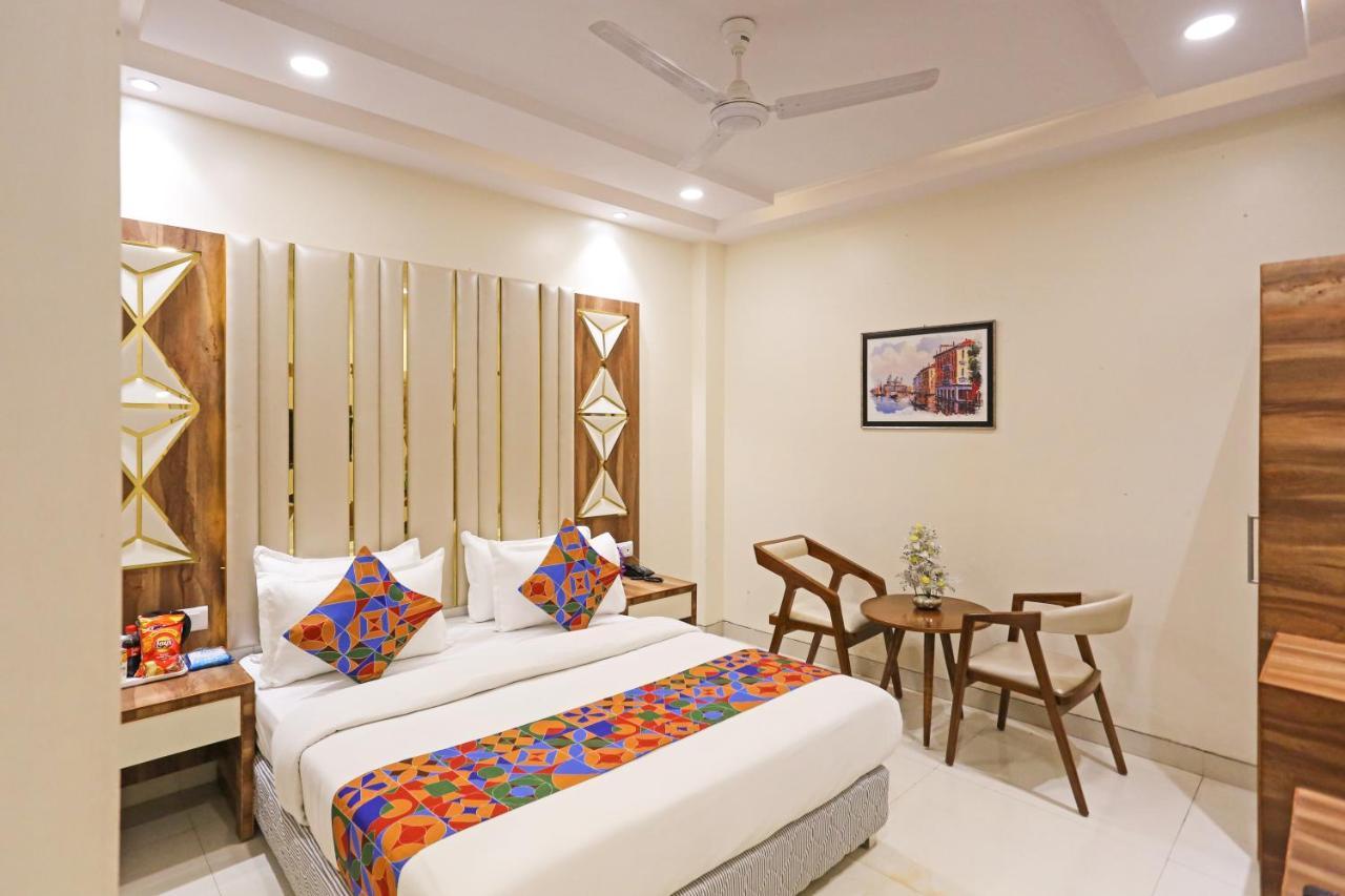 Frank Stay-Newly Built Worth -2Mins Walk From Rk Ashram Metro Satation Neu-Delhi Exterior foto